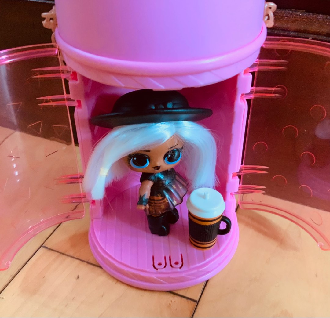 LOL SURPRISE DOLLS Hair Surprise, 興趣及遊戲, 玩具 & 遊戲類 Carousell