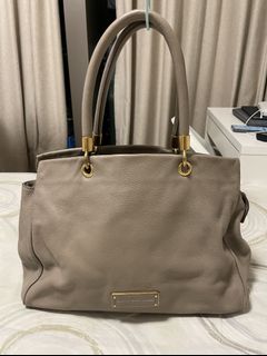 （分類：）位於 。 由 isisk 提交（商品編號 1185381846，圖片 1）。簡介： 。