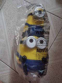 Minion tumbler cup with straw