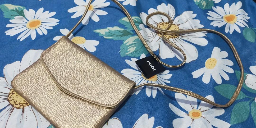 NEW Cotton On Rubi Mikaela crossbody bag in gold, Women's Fashion, Bags