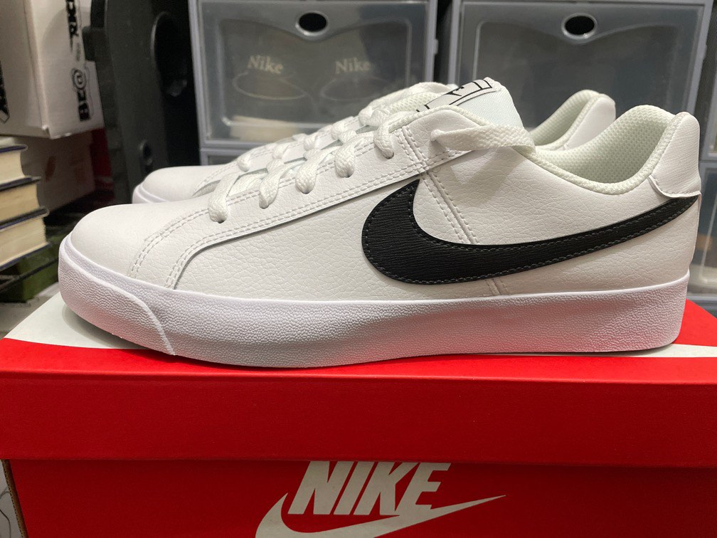 Nike Court Royale AC