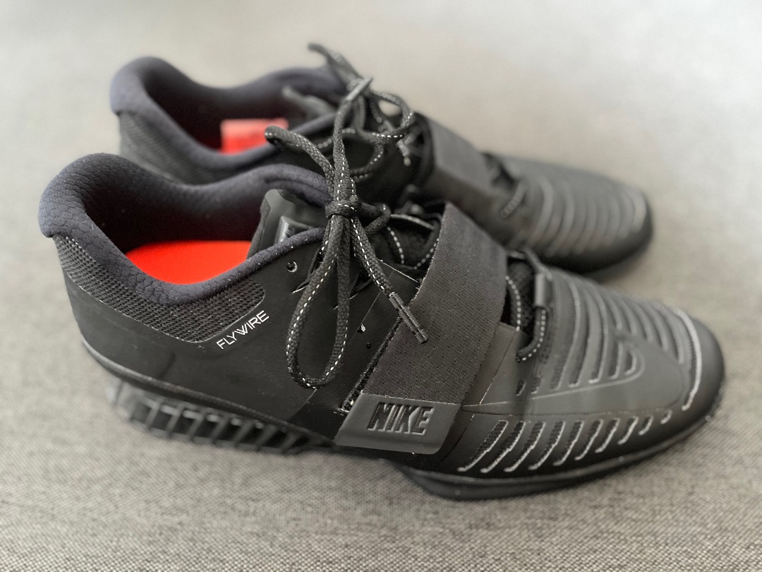 Nike romaleos 3 mens size 9.5 hot sale