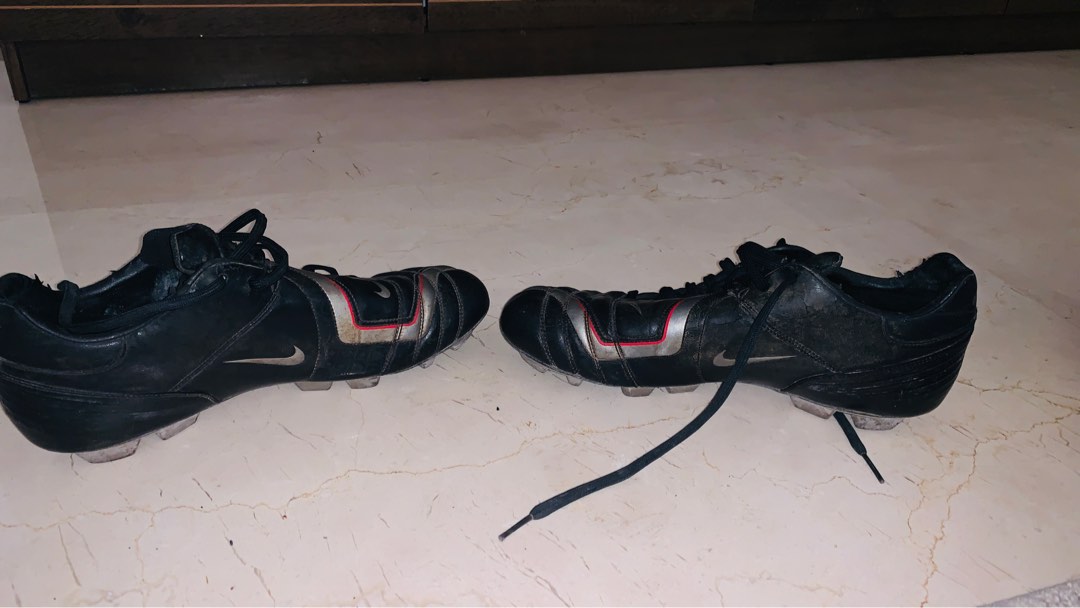 nike uk 11 to eu