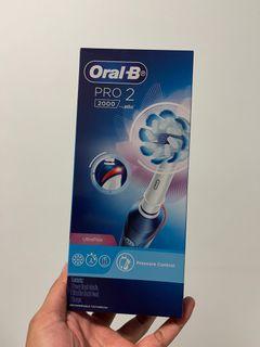 Oral B Pro 2000 BNIB