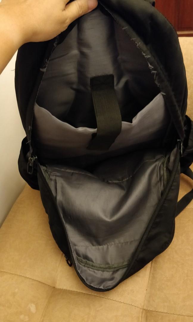 Original Halo laptop backpack, Men's Fashion, Bags, Backpacks on Carousell