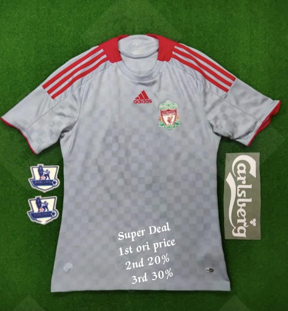 Liverpool new arrivals away 2008
