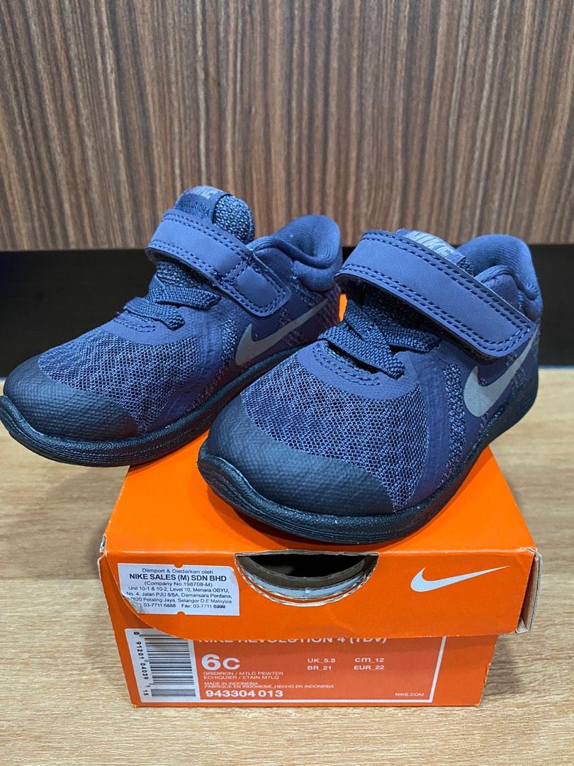 Pre loved Nike Revolution 4 TDV 943304 014 Navy Blue Infant Toddler