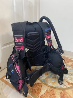 （分類：）位於 。 由 samxranger 提交（商品編號 1185384690，圖片 1）。簡介： 。