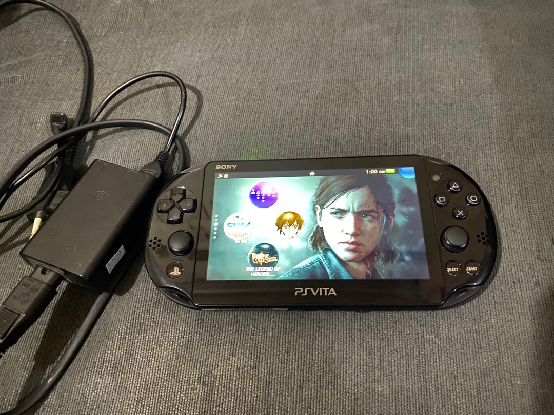 Ps vita slim 64gb henkaku enso, Video Gaming, Video Game Consoles