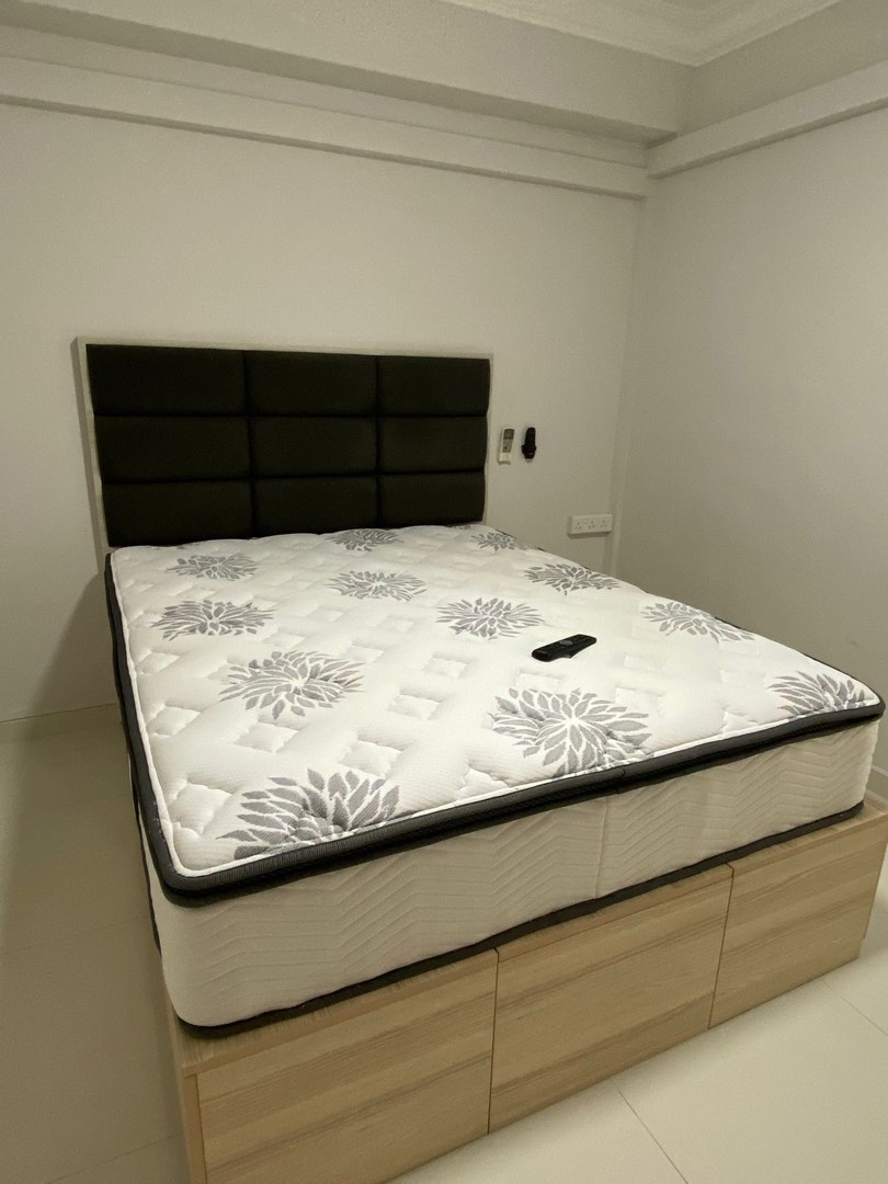 Queen size mattress (brand Inkagu), Furniture & Home Living, Furniture, Bed Frames & Mattresses