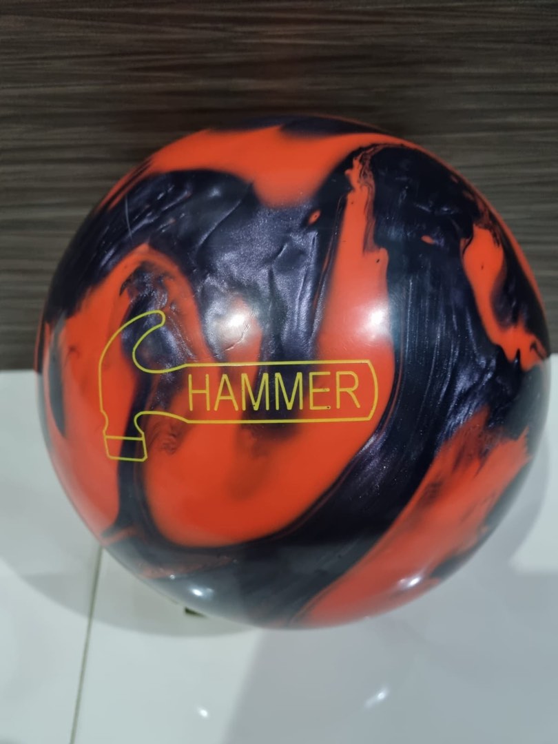 Raw Hammer Bowling Ball, Sports Equipment, Sports & Games, Billiards