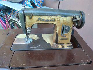 Regal manual sewing machine