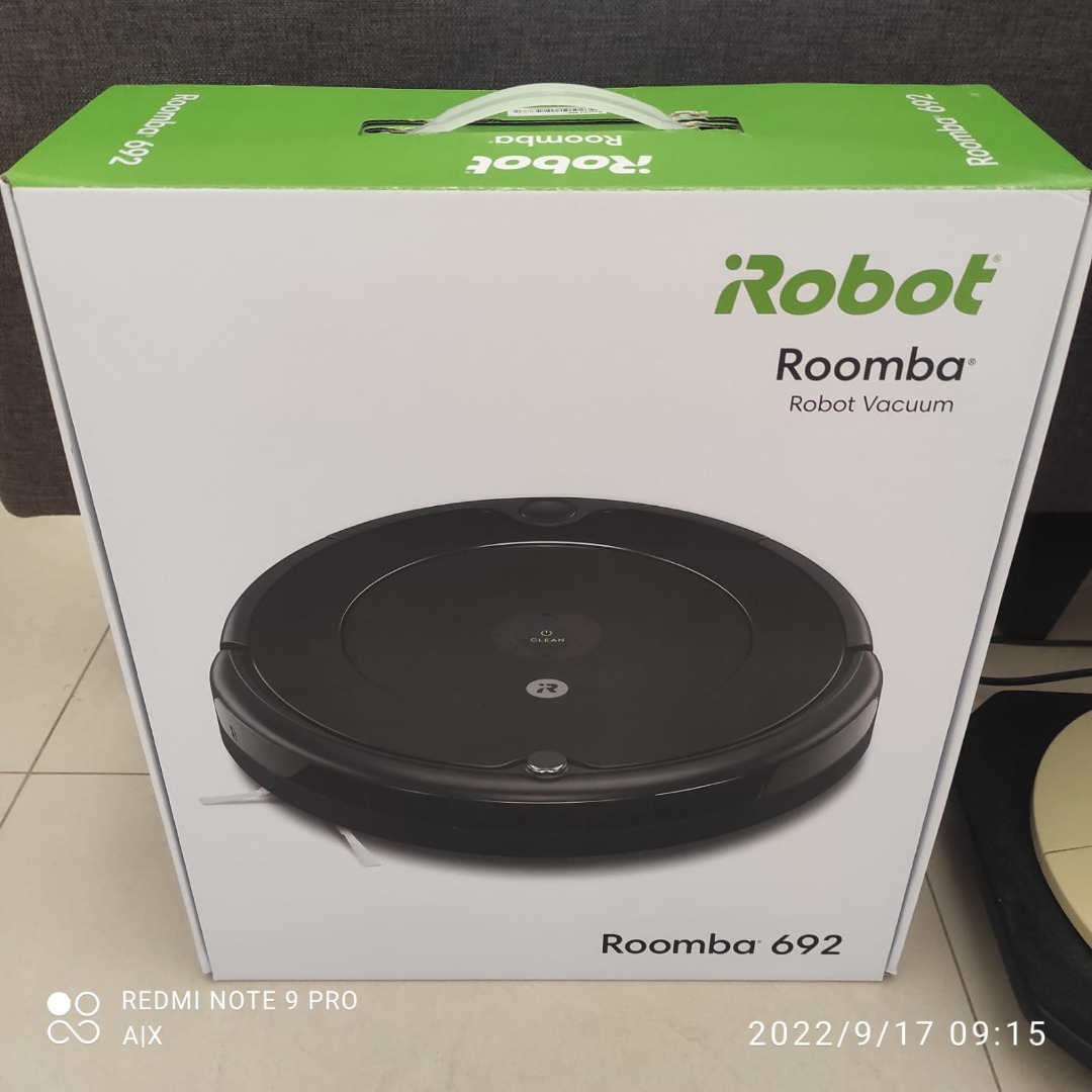 Robot Roomba 692 Robot Vacuum with 2 Virtual Wall Barrier, TV & Home  Appliances, Vacuum Cleaner & Housekeeping on Carousell