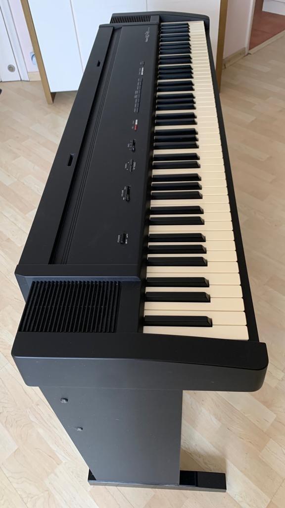 Roland ep9e digital piano, 興趣及遊戲, 音樂樂器 & 配件, 樂器 Carousell
