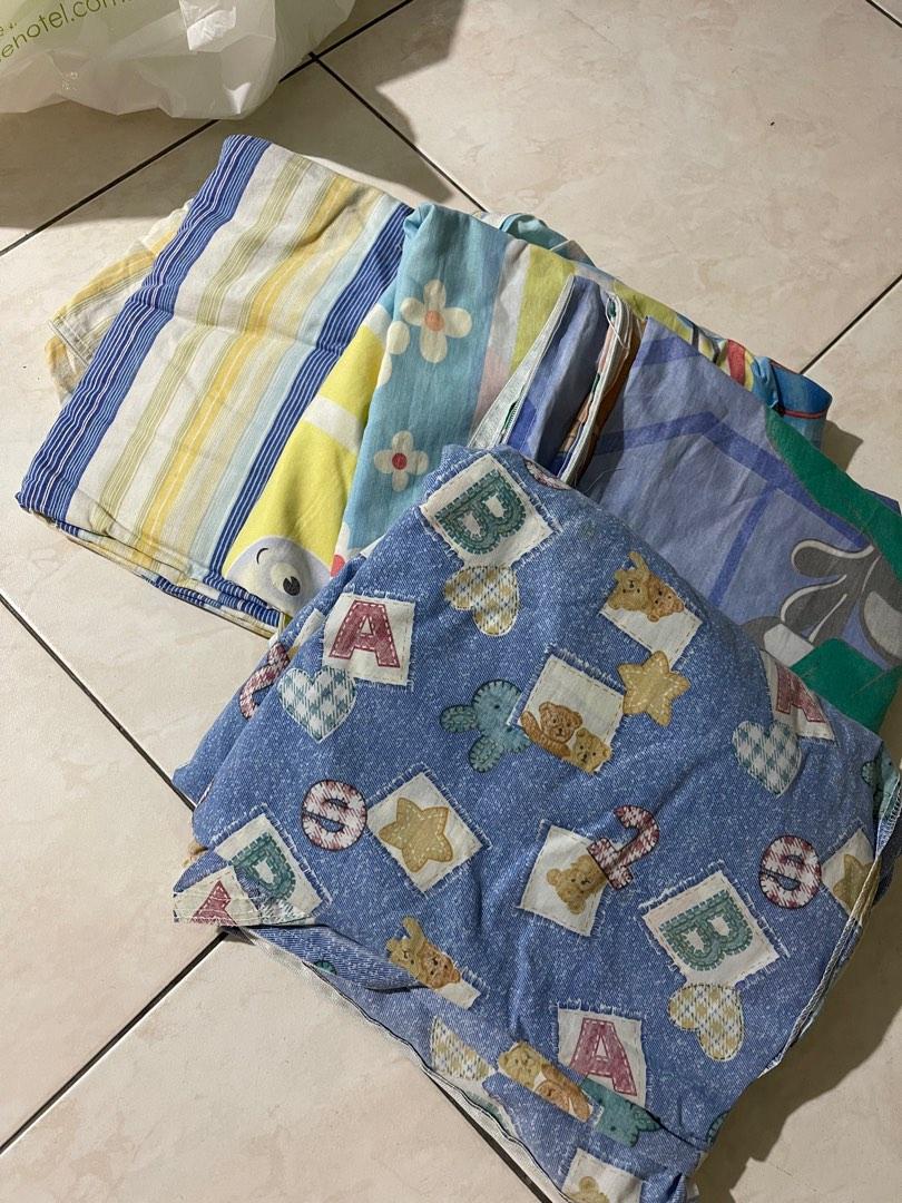 Seahorse bedsheets with zips, Furniture & Home Living, Bedding & Towels