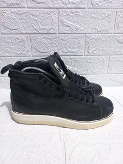 Sepatu Adidas Black Leather High