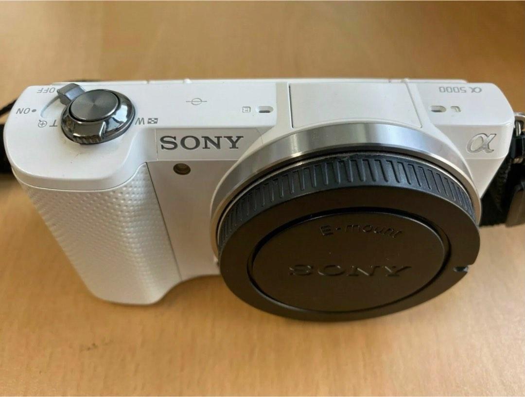 Sony Alpha ��5000 20.1 Megapixel Mirrorless Camera Body Only 