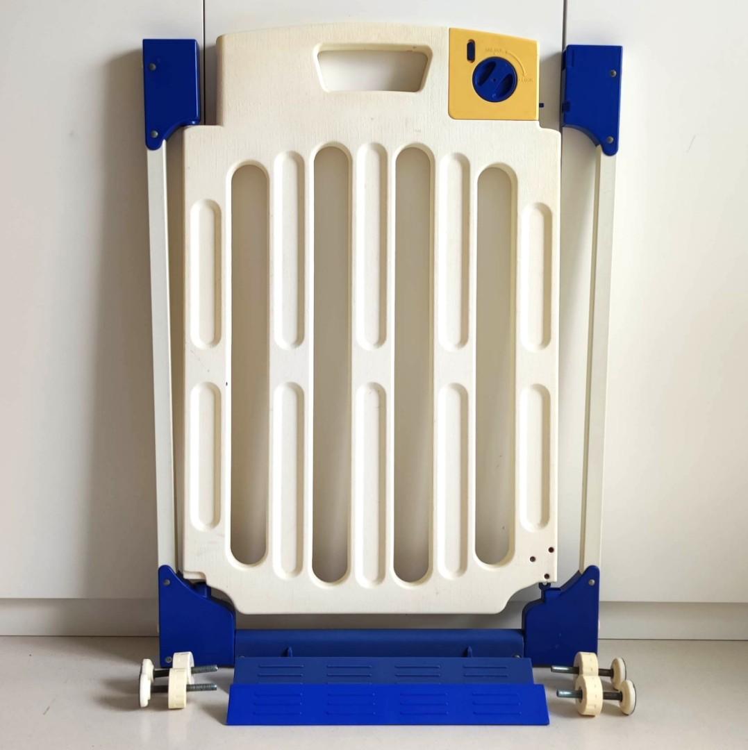 Spare Parts Plastic Safety Gate Lucky Baby Spa, Babies & Kids, Baby