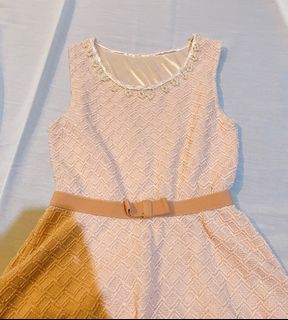 Woman : Pink Dress, Floral Dress, Polka Dot Dress,?Blue Romper, Jumpsuit, Skirt, Cheongsam 