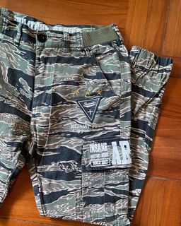 （分類：）位於 。 由 thriftwith_hungdau 提交（商品編號 1185454014，圖片 1）。簡介： 。