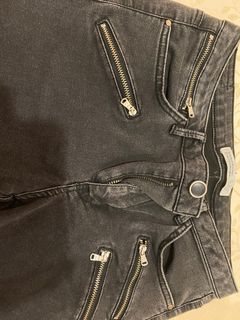 (Category: ) located in . Submitted by lovelyge (Listing ID 1185306792, Image 1). Description: .