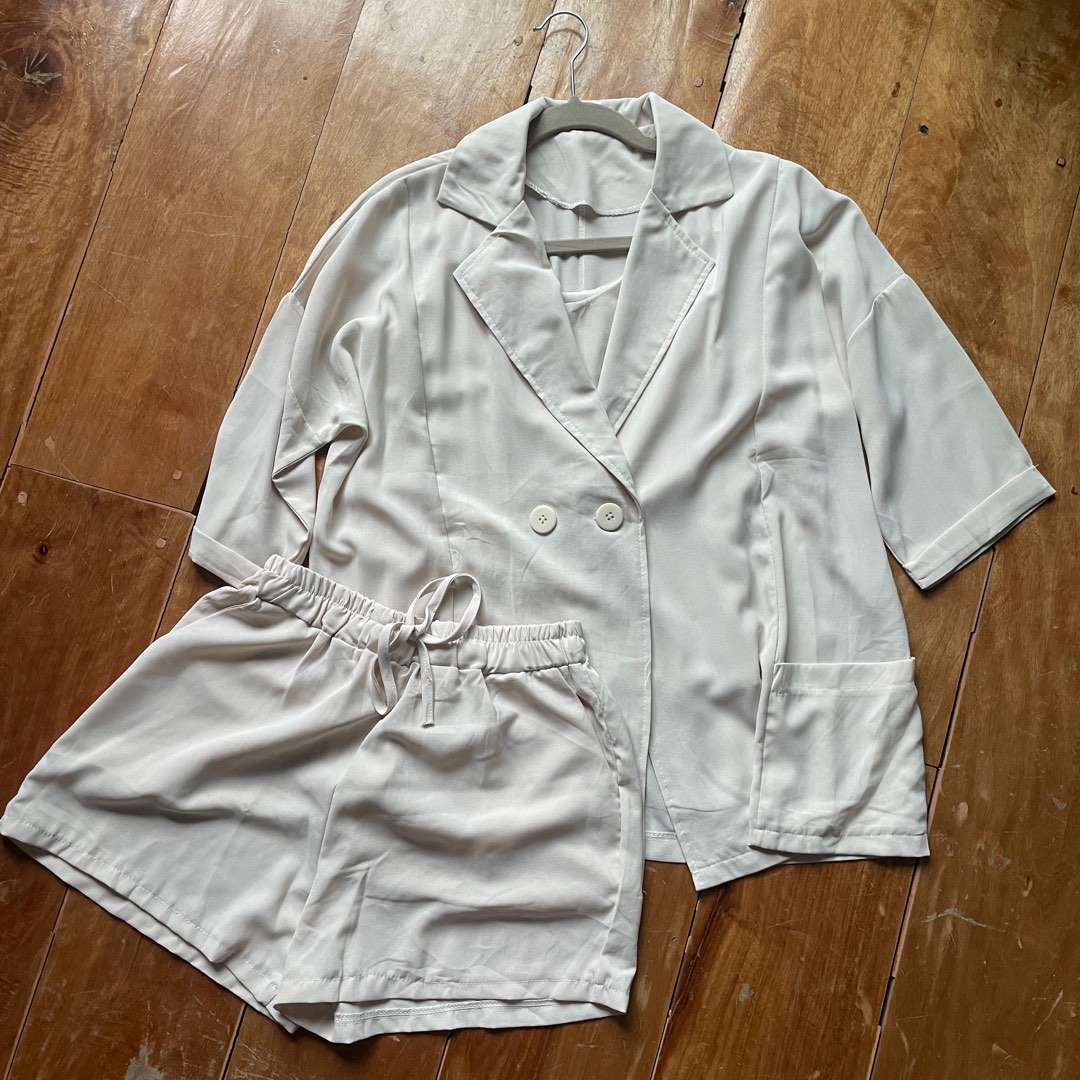 3 pc Cream Blazer Set, Women's Fashion, Coats, Jackets and Outerwear on