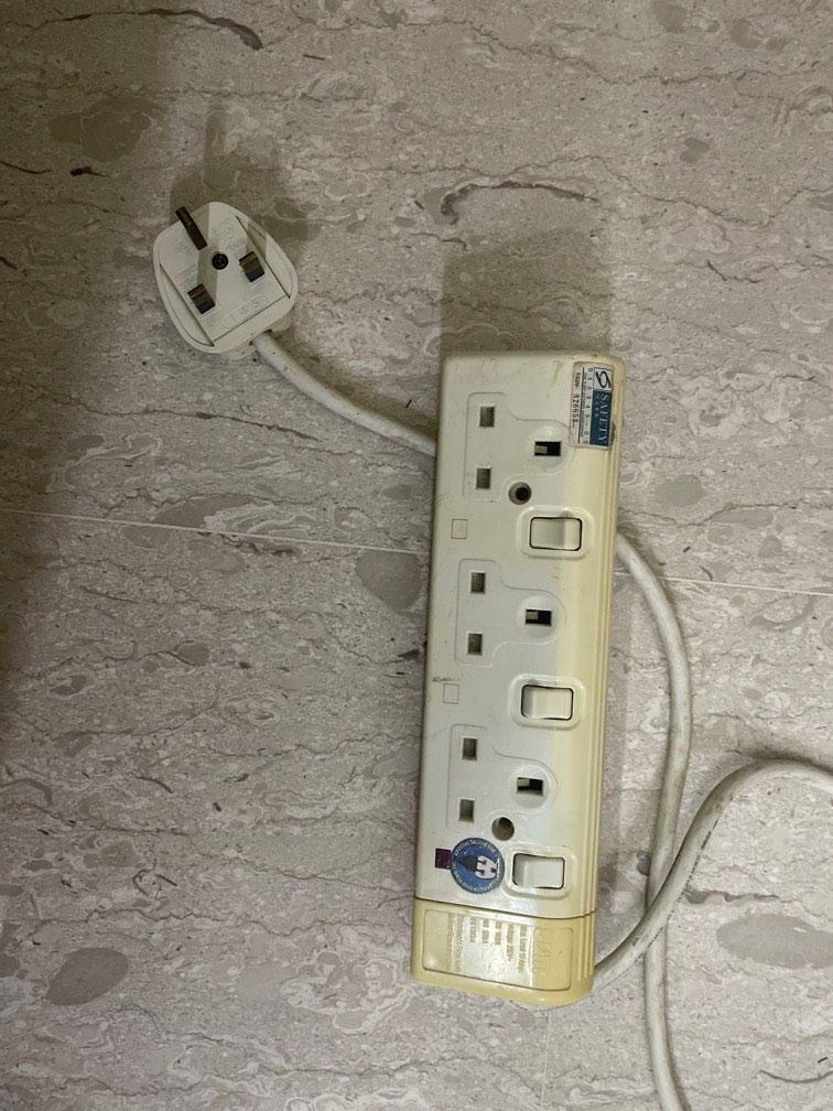 3 pin extension cord, TV & Home Appliances, Electrical, Adaptors