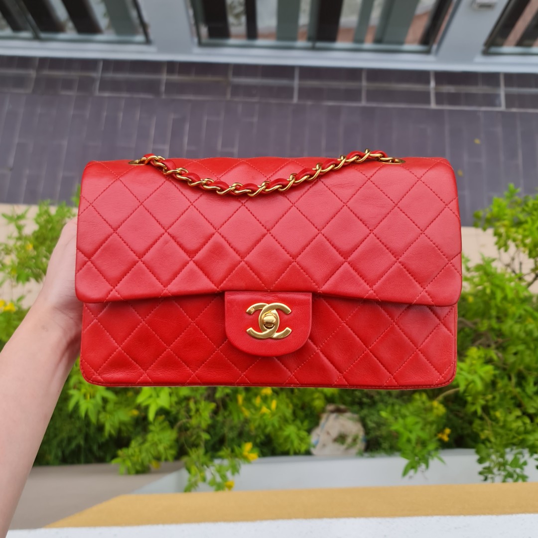 (RARE!) VINTAGE CHANEL CLASSIC FLAP BAG RED MEDIUM LAMBSKIN 24K GOLD  HARDWARE GHW DOUBLE DF CF / mini small jumbo caviar, Luxury, Bags & Wallets  on Carousell