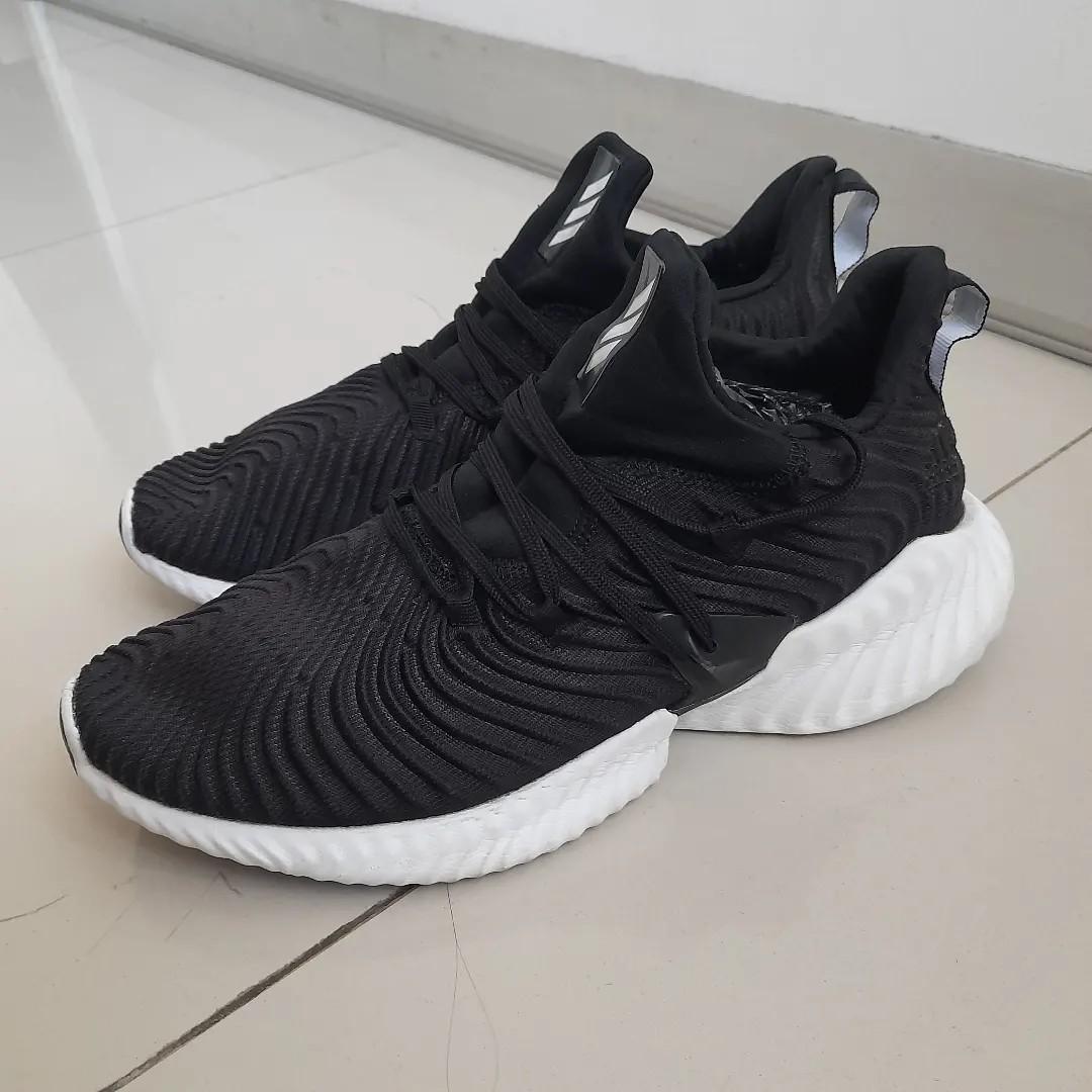 Adidas alphabounce store made in vietnam