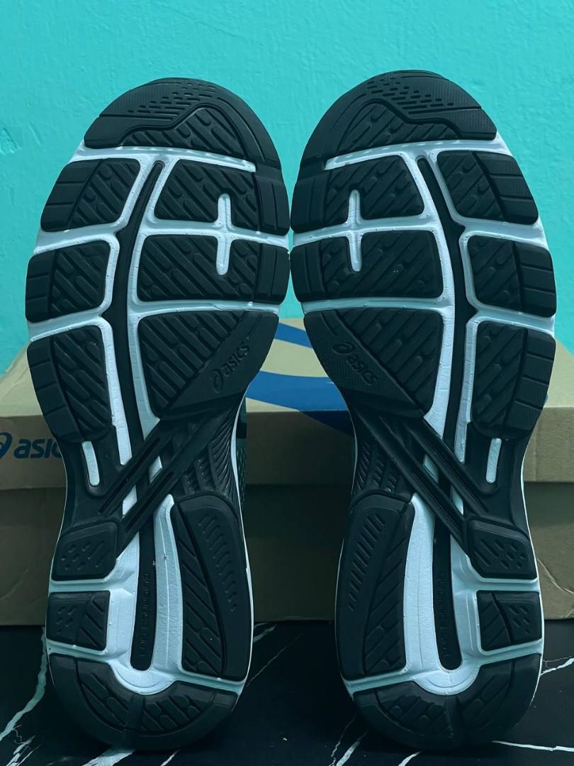 Asics Gel GT2000 v6 Men s Fashion Footwear Sneakers on Carousell