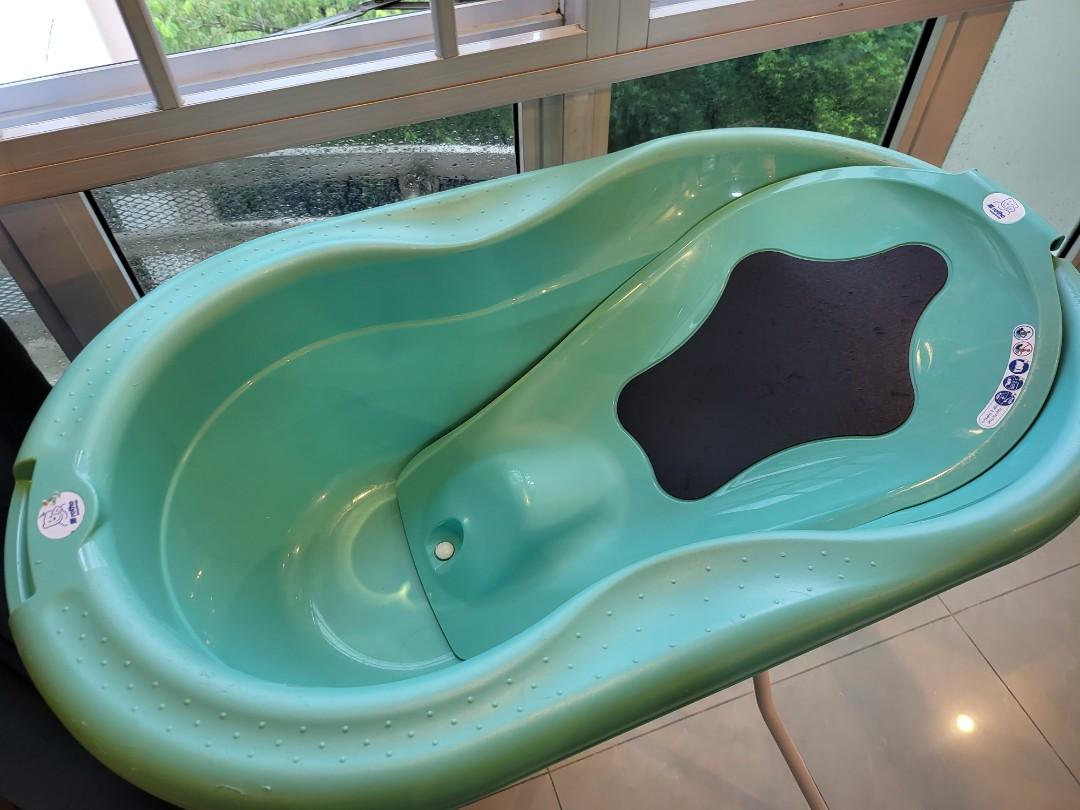 Baby Bath Tub, Babies & Kids, Bathing & Changing, Bathtub & Bath