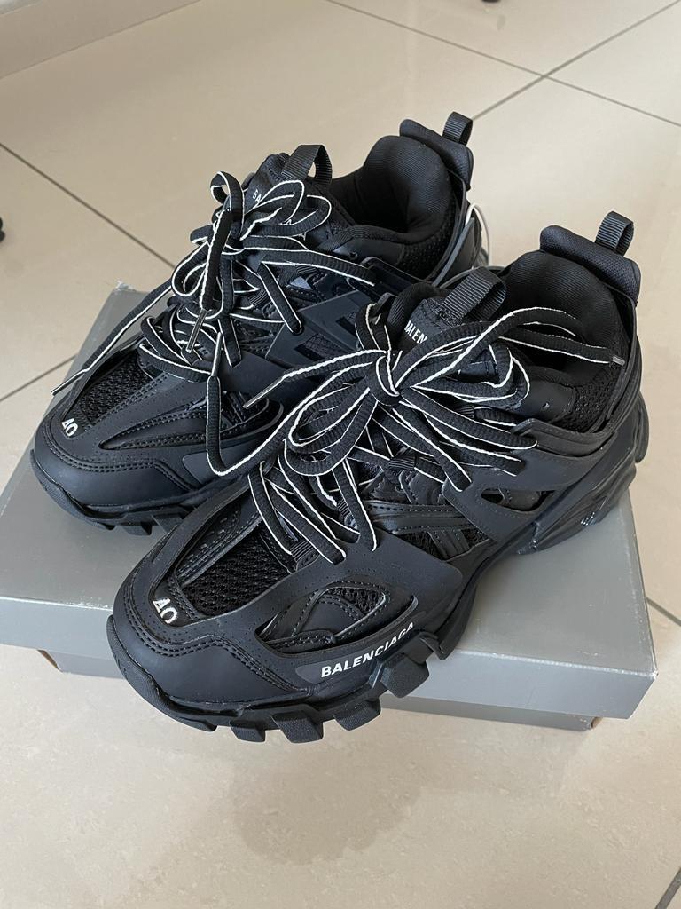 Tổng hợp mẫu giày Balenciaga Track 30 độc lạ mới nhất
