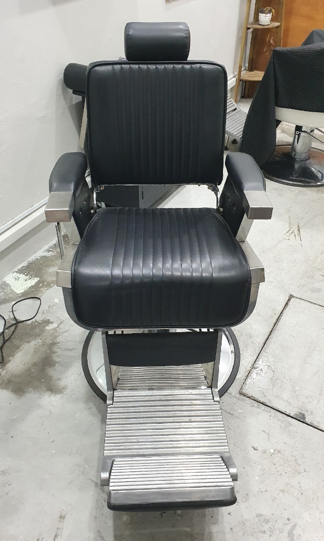 barber chairs