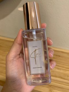 (Category: ) located in . Submitted by mtmycloset (Listing ID 1185556875, Image 1). Description: .