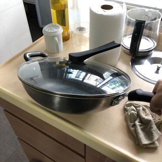 (Category: ) located in . Submitted by raffleware_sg (Listing ID 1185567868, Image 1). Description: .