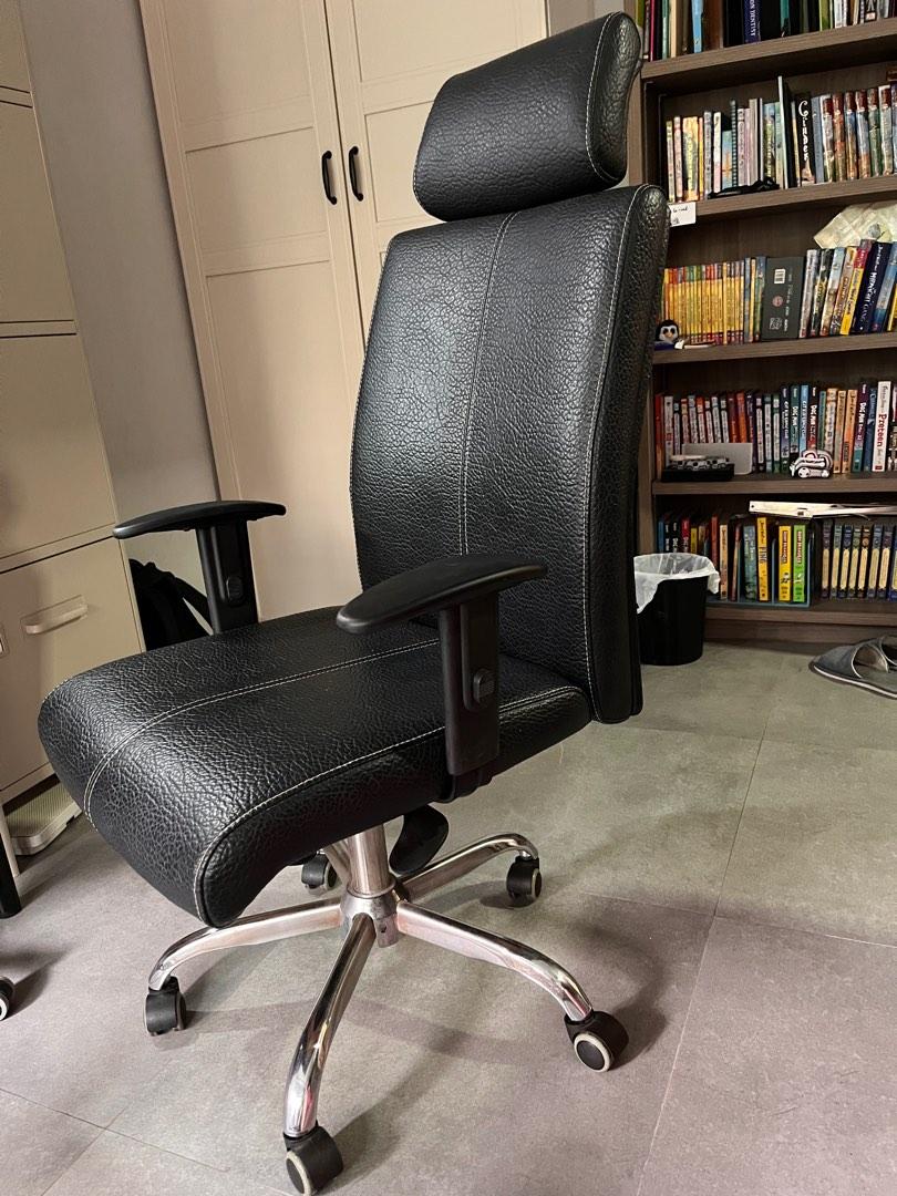 Big size office chair PU leather, Furniture & Home Living, Furniture