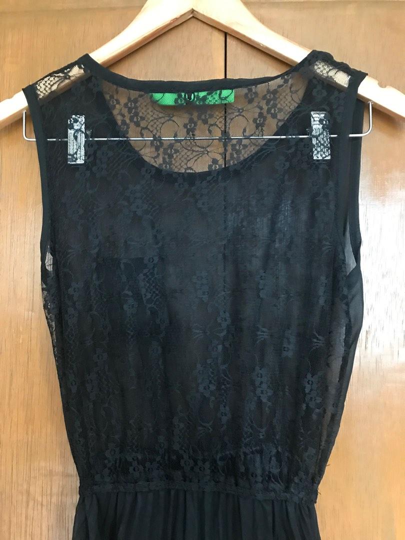 Black sleeveless dress (Category: Dresses) located in Quezon City. Submitted by melvinmartinez (Listing ID 1185701395, Image 3). Description: Preloved black citro sleeveless dress S - M Length - front 35 inches, back 47 inches Shoulder - 13 inches Waist - 11 - 15 inches Very Good condition No issue Need wash Meetup within novaliches Or +shipping via jnt/jrs .