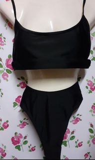 (Category: ) located in . Submitted by importedbranded (Listing ID 1185627383, Image 1). Description: .