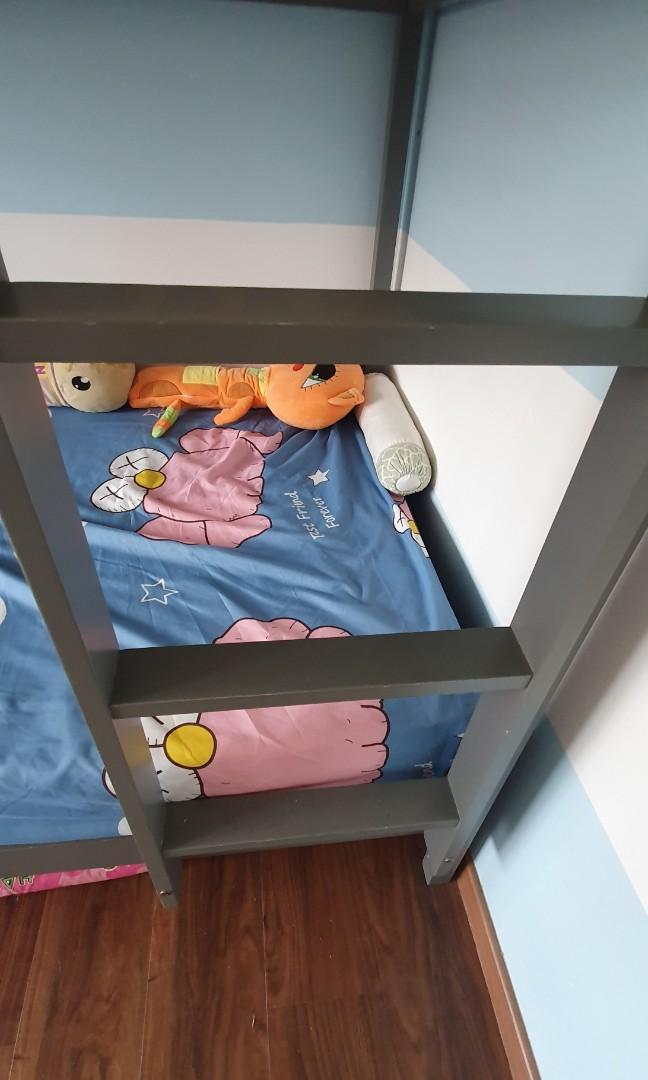 Bunk bed with Singlesized mattresses still in plastic wrapping