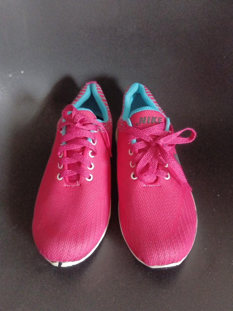 Cheap Women Sneakers Women s Fashion Footwear Sneakers on Carousell