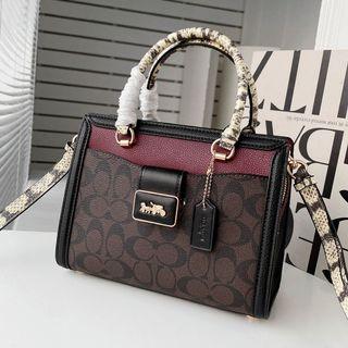 COACH CD701 Coach Grace Carryall full of seniority, to create a sensual and elegant style square square handbag women's bags