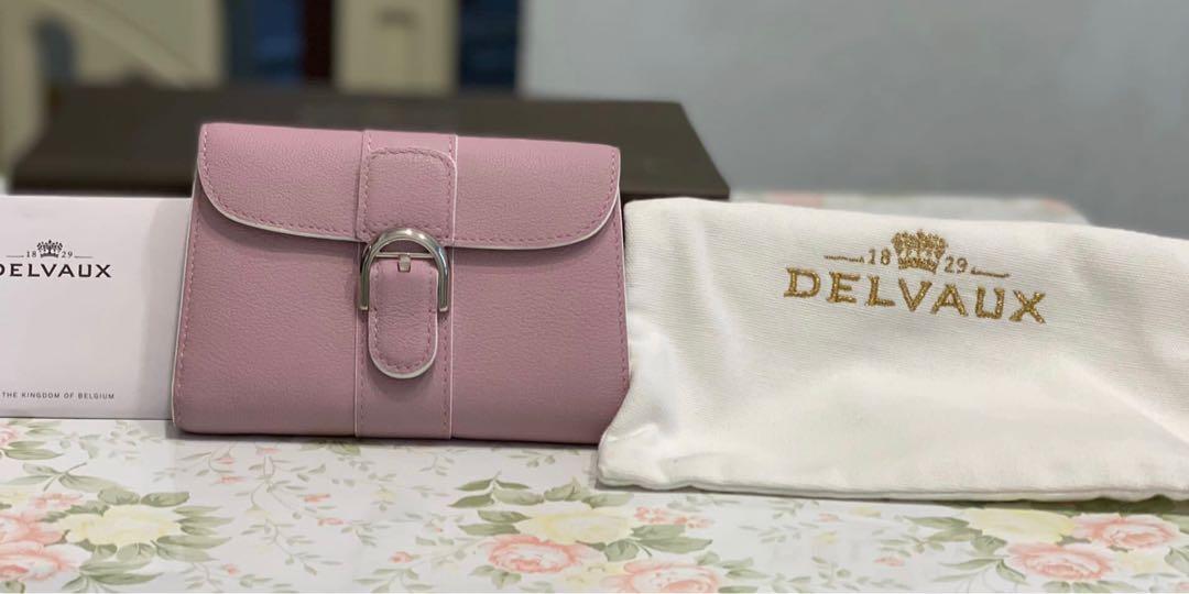 Delvaux Brillant Compact Wallet 銀包, 名牌, 手袋及銀包- Carousell
