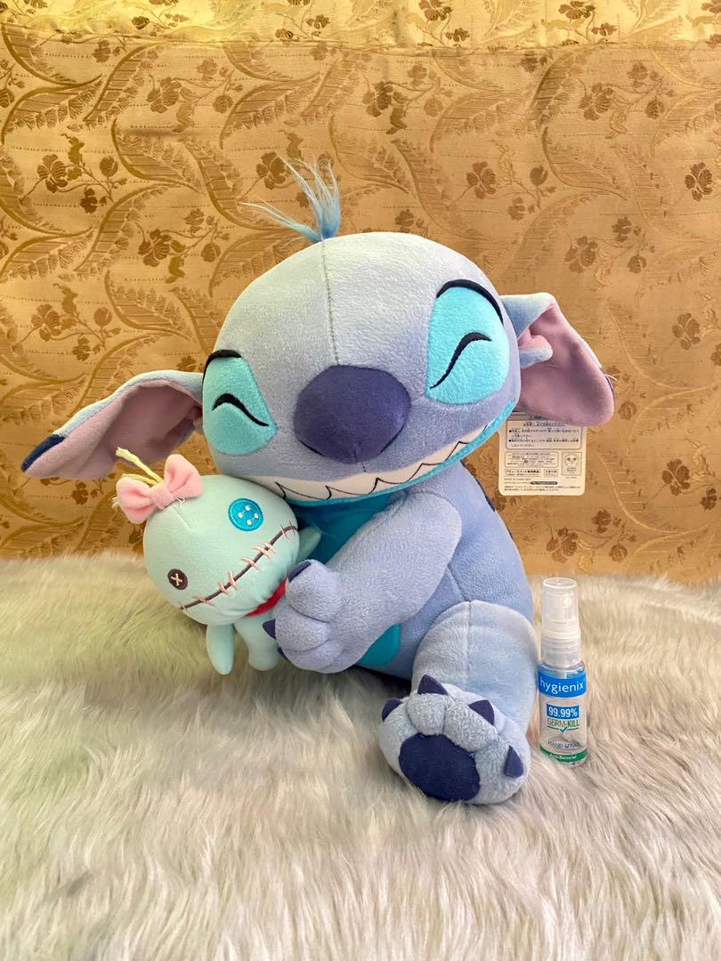 Stitch with Scrump, Figures and Toy Soldiers