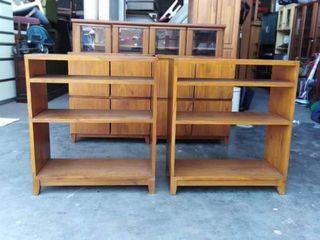Display Rack
✅L28 W12 H32 inces
✅Solid wood
✅In very good condition
✅Japan furniture
✅On hand, ready to deliver