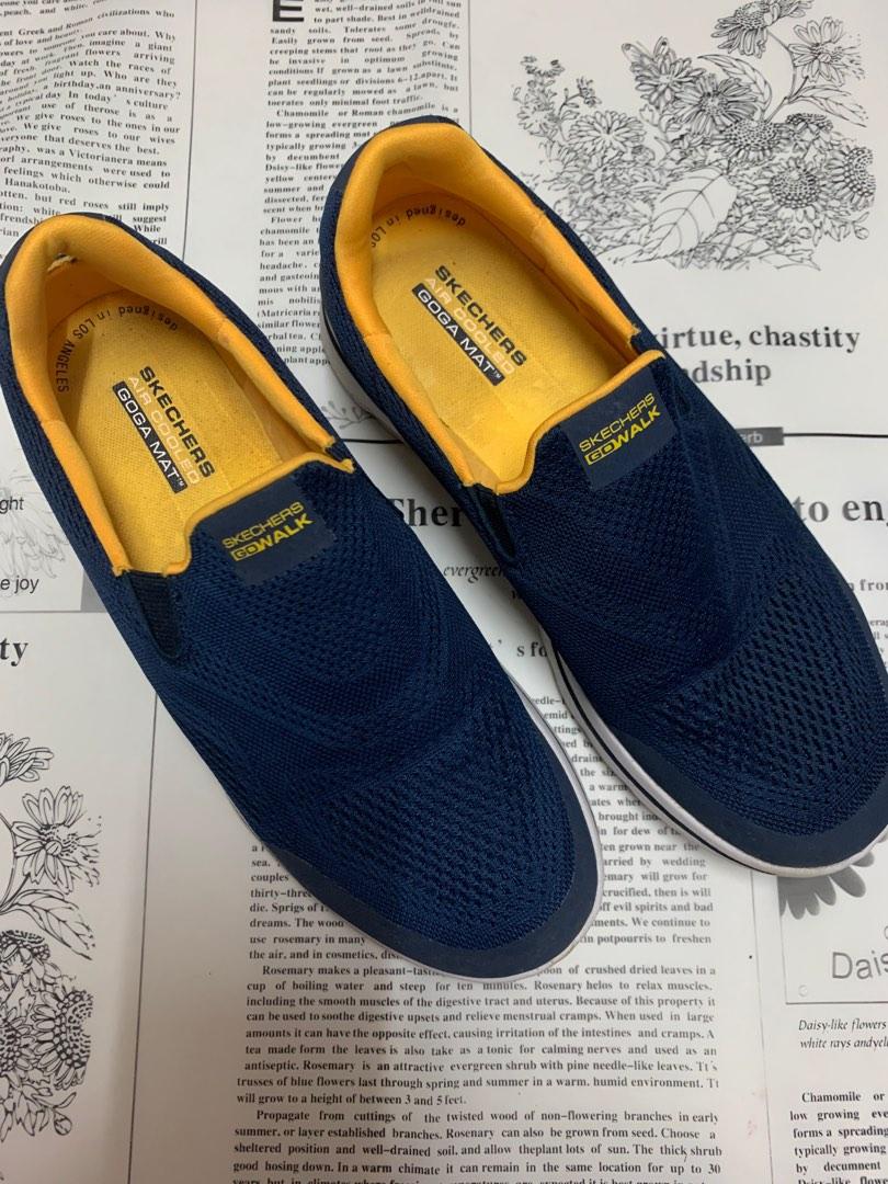 Skechers air cooled hotsell goga mat navy