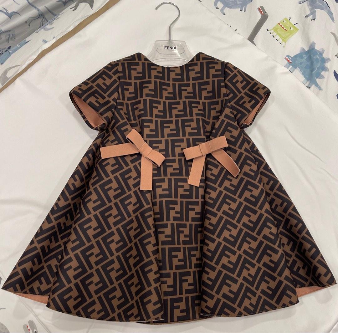 Baby girl hot sale fendi clothes