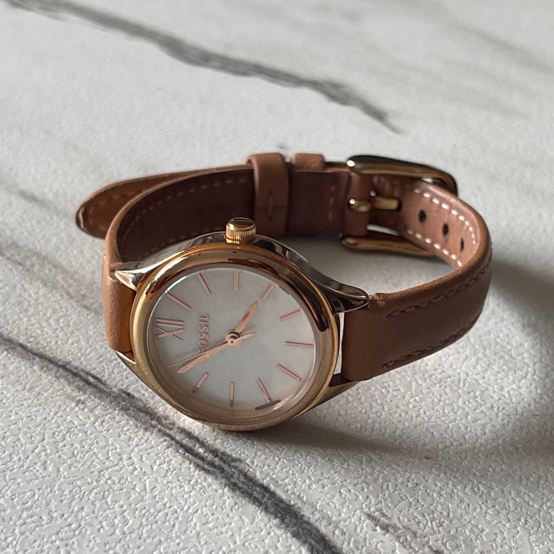 Fossil watch women leather discount