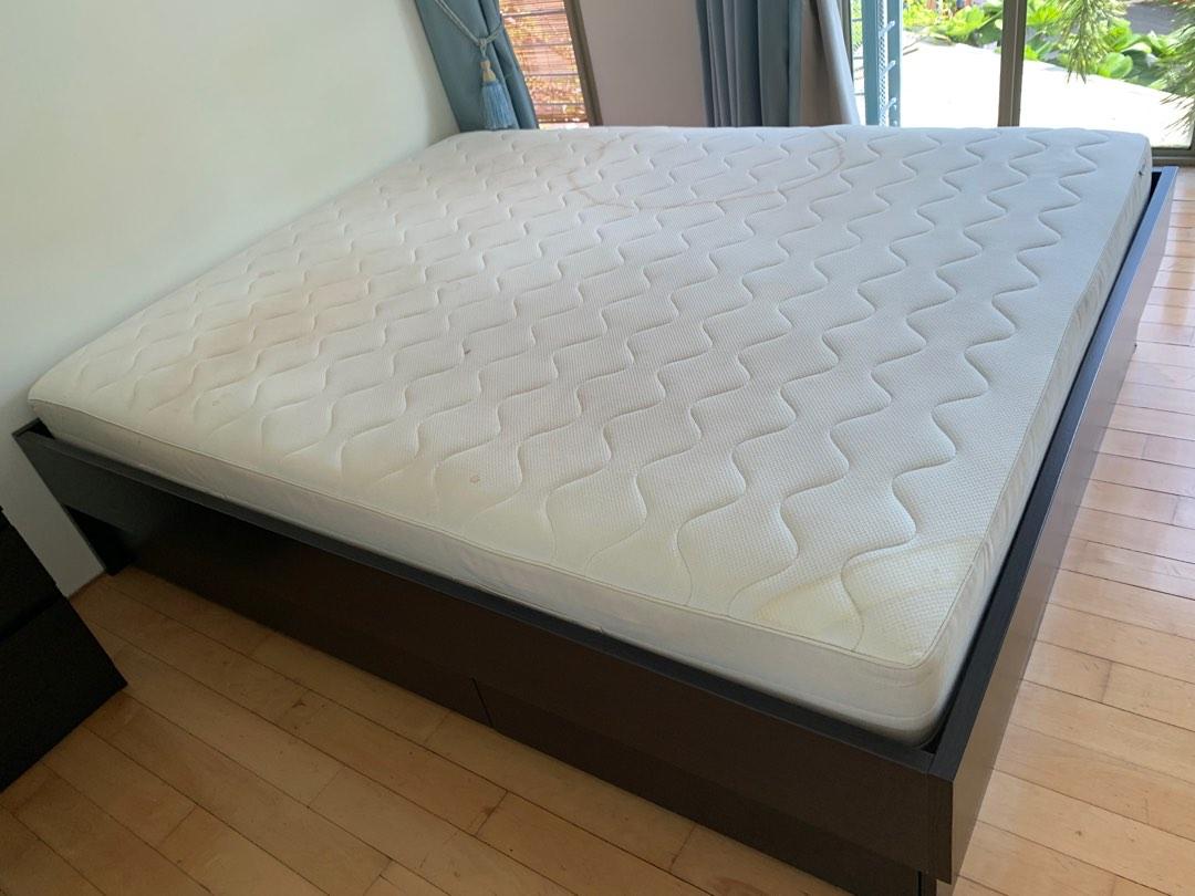Free bed frame and mattress, Furniture & Home Living, Furniture, Bed