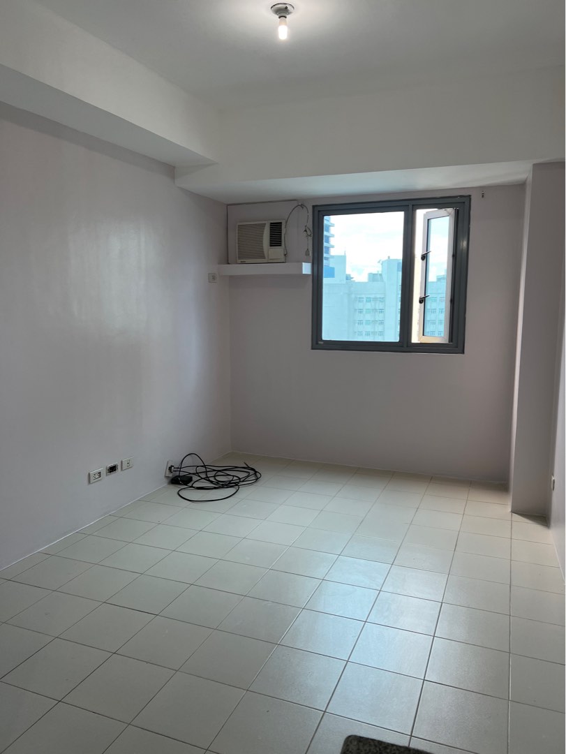Grand Towers Manila Studio Unit Vito Cruz Taft, Property, Rentals