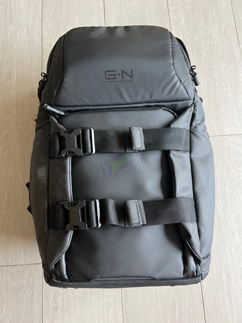 "GRAPH GEAR NEO" professional camera backpack, 男裝, 袋, 背包 Carousell